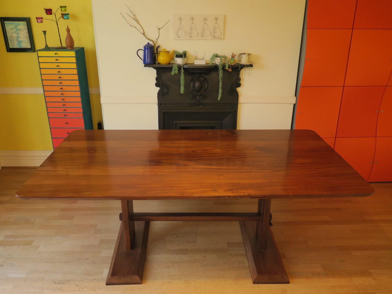 Turning a door into a table