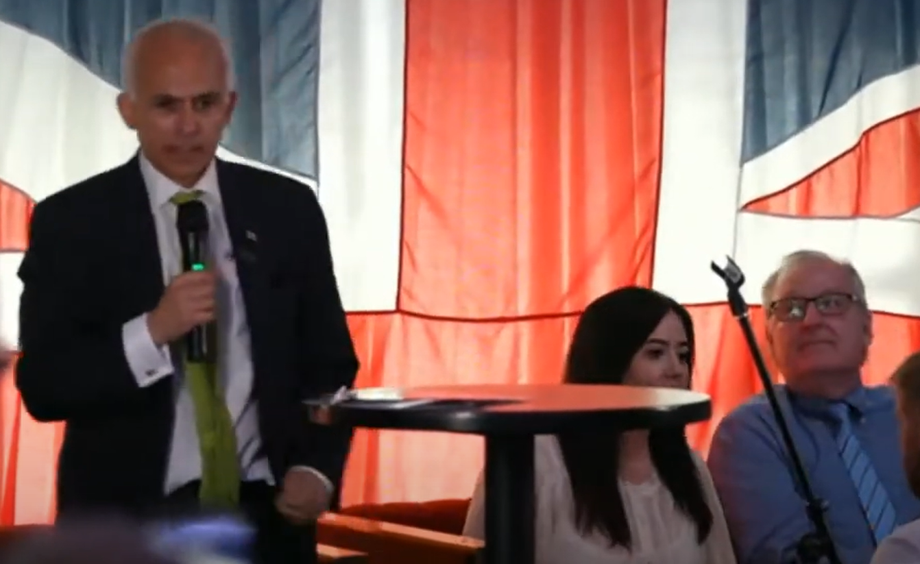 Newcastle: Advance opens the door to ‘Tommy Robinson’ and Tenconi is seen off