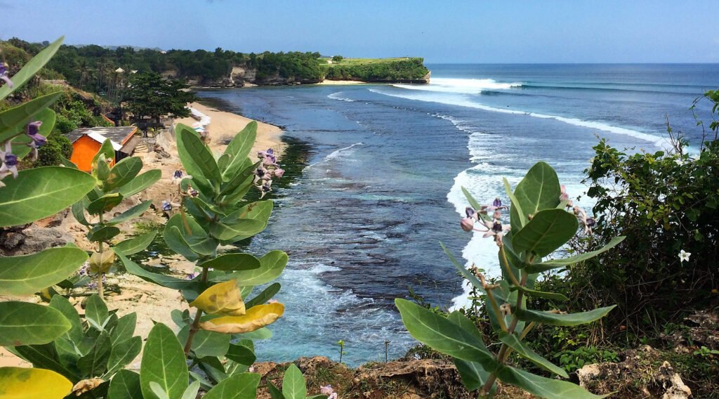 Best Surf Spots (Beginner+Intermediate)- Balangan, Bali, Indonesia