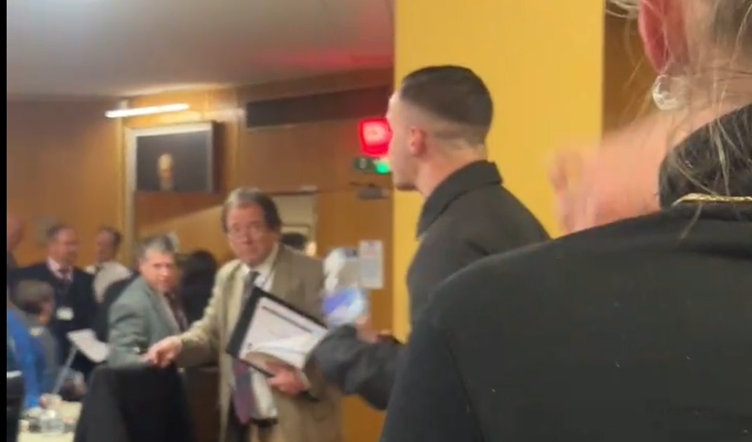 Swale council meeting again stopped by far-right disruption