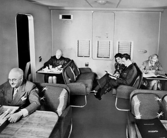 Passenger lounge for relaxation or business