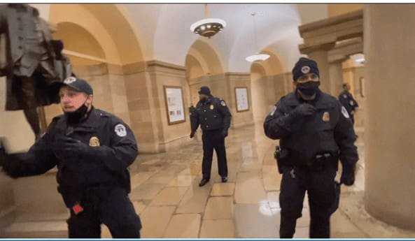 Police in capitol building Jan 6